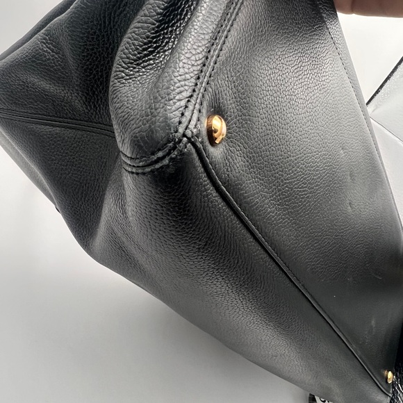 CHANEL Executive Cerf Black Caviar Leather Tote with Gold Accents - Picture 10 of 14